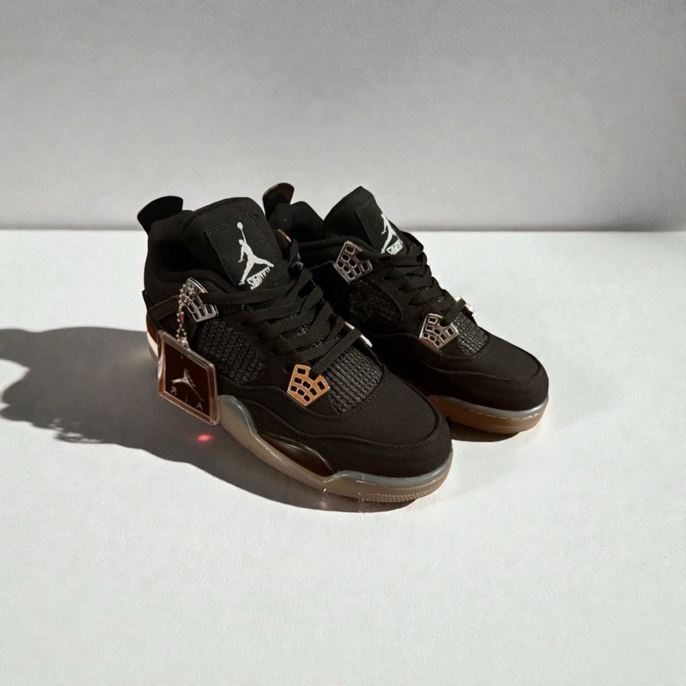 Eminem Carhartt Customs - Picture 6 of 9